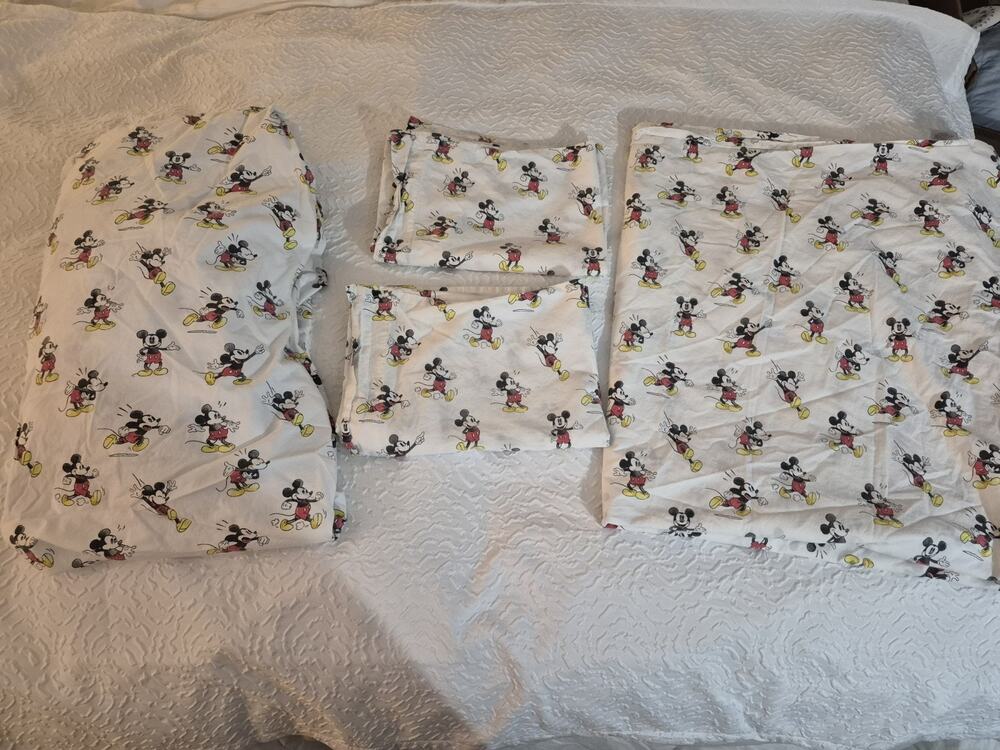 💥 Pottery Barn Kids Mickey Mouse Nostalgic Queen Sheet Set Organic Cotton